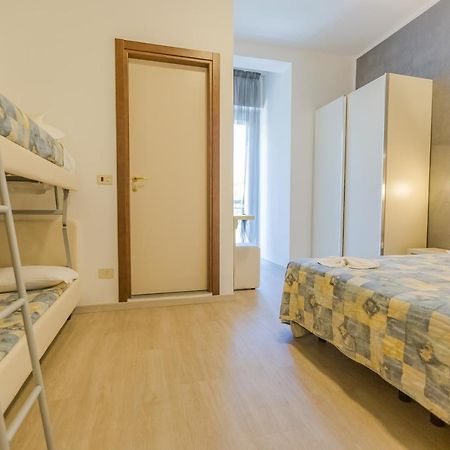 Hotel Bremen Rimini Exteriör bild