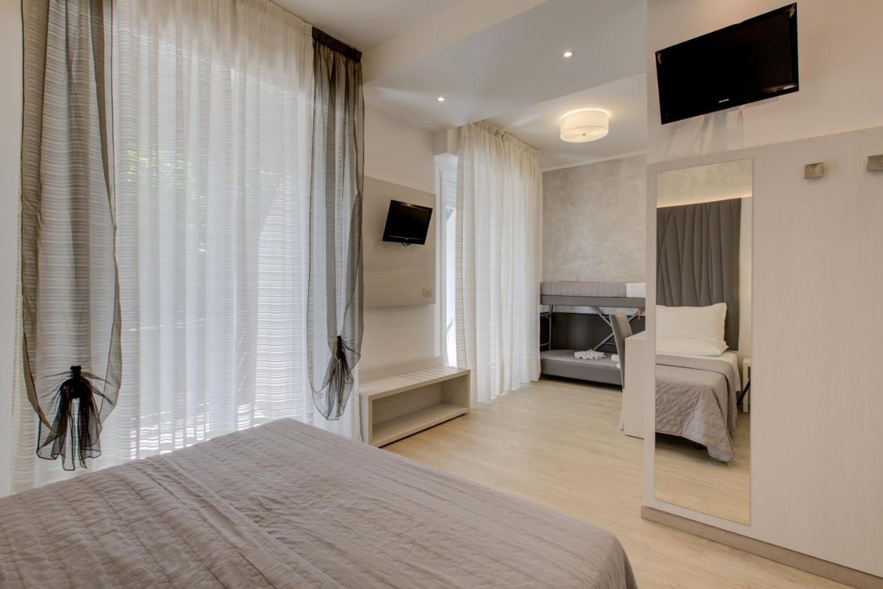 Hotel Bremen Rimini Exteriör bild