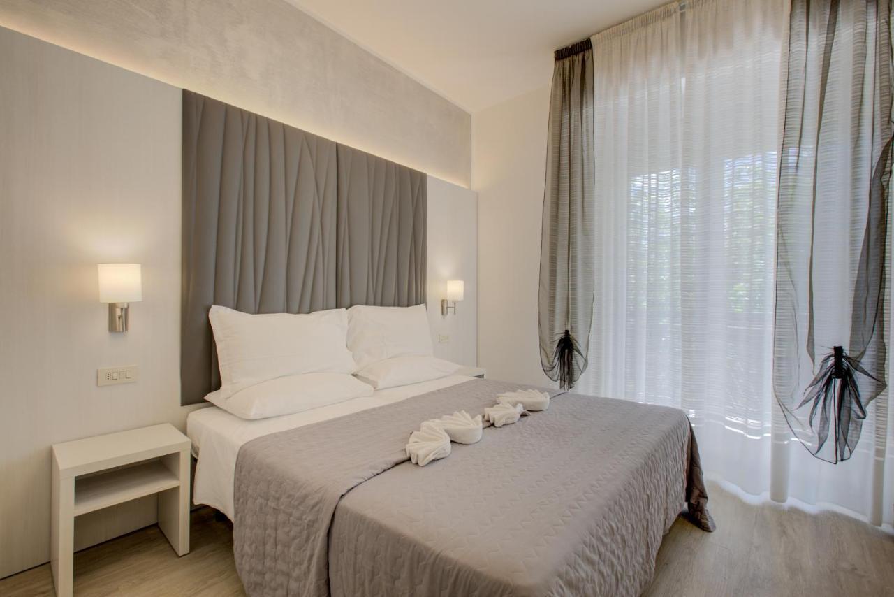 Hotel Bremen Rimini Exteriör bild