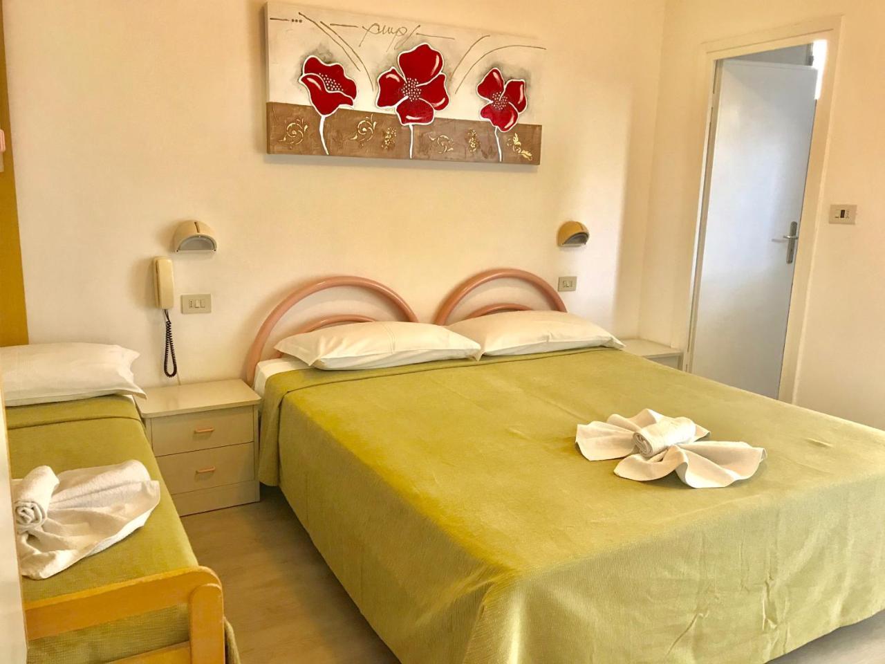 Hotel Bremen Rimini Exteriör bild