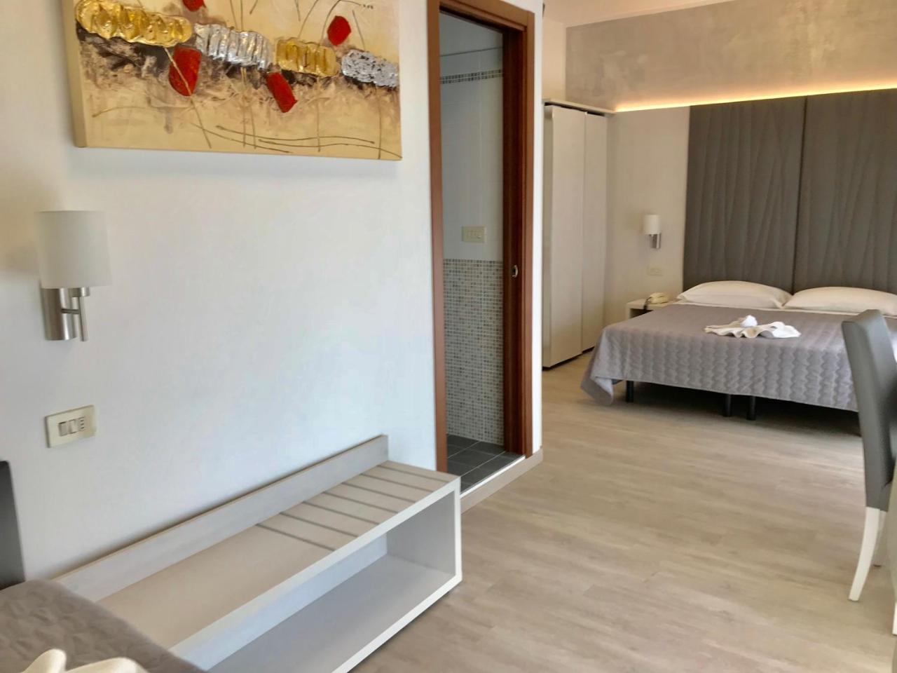 Hotel Bremen Rimini Exteriör bild